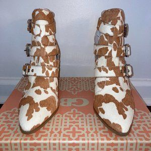 Gianni Bini-- Haircalf Cow Print Booties-- Size 9